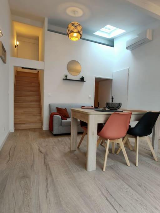 Au Coeur Des Vignes Moulin A Vent Apartment La Chapelle-de-Guinchay ภายนอก รูปภาพ